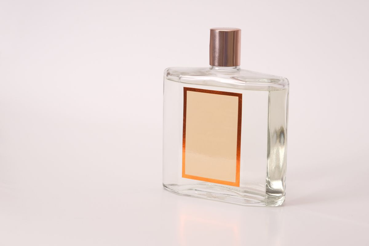 Initio Side Effect decant in a glass bottle